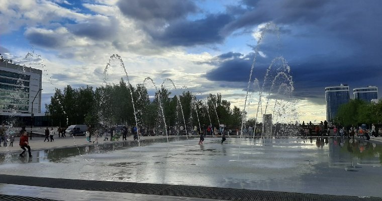 Отключение светомузыкального фонтана в Ижевске и Суперлуние 2022 года: новости к этому часу