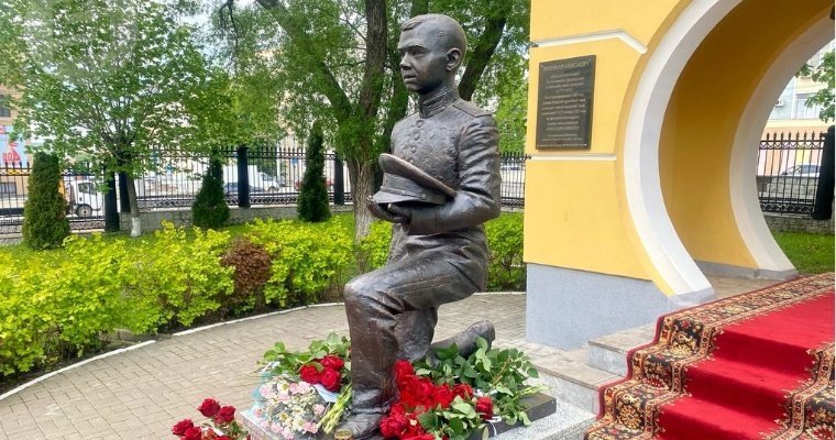 Памятник кадетам торжественно открыли в Ижевске