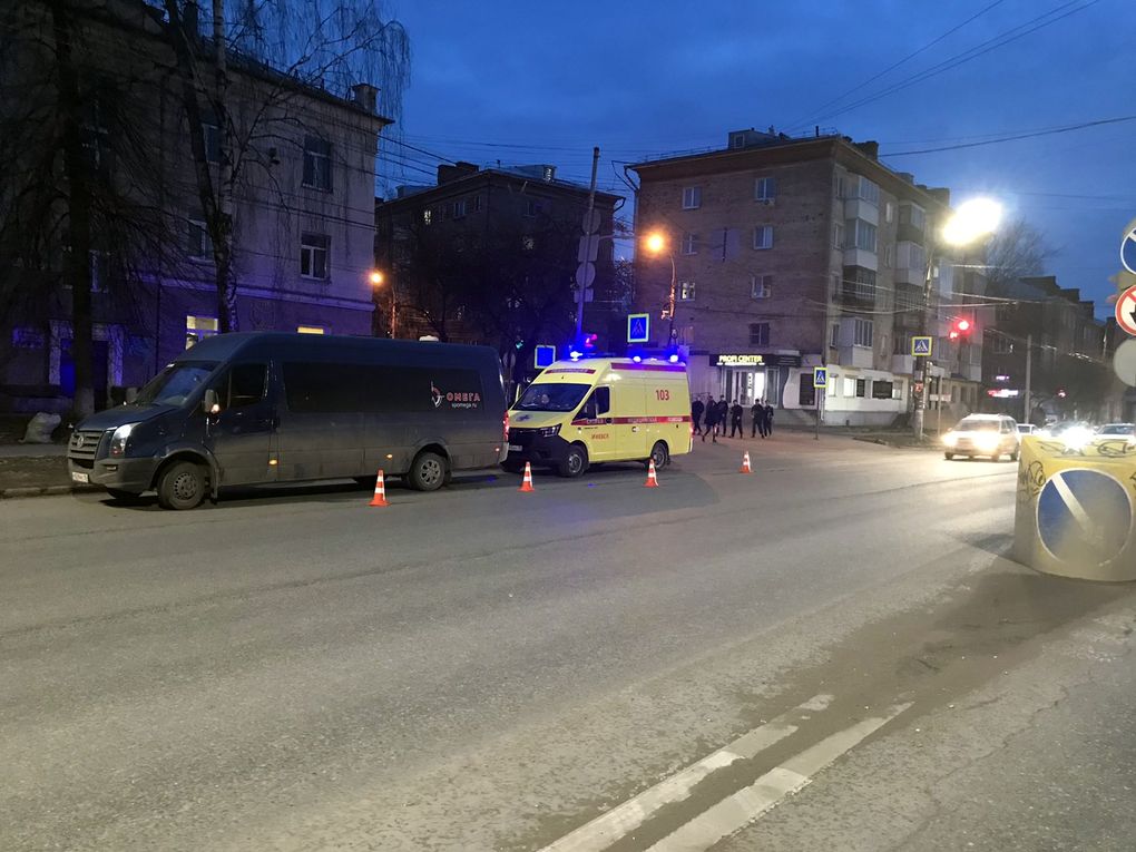 12-летний самокатчик в Ижевске попал под машину