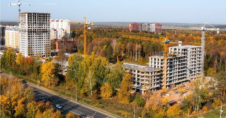 ЖК комфорт-класса с двором 8 000 м² строят рядом с новым корпусом Столичного лицея в Ижевске