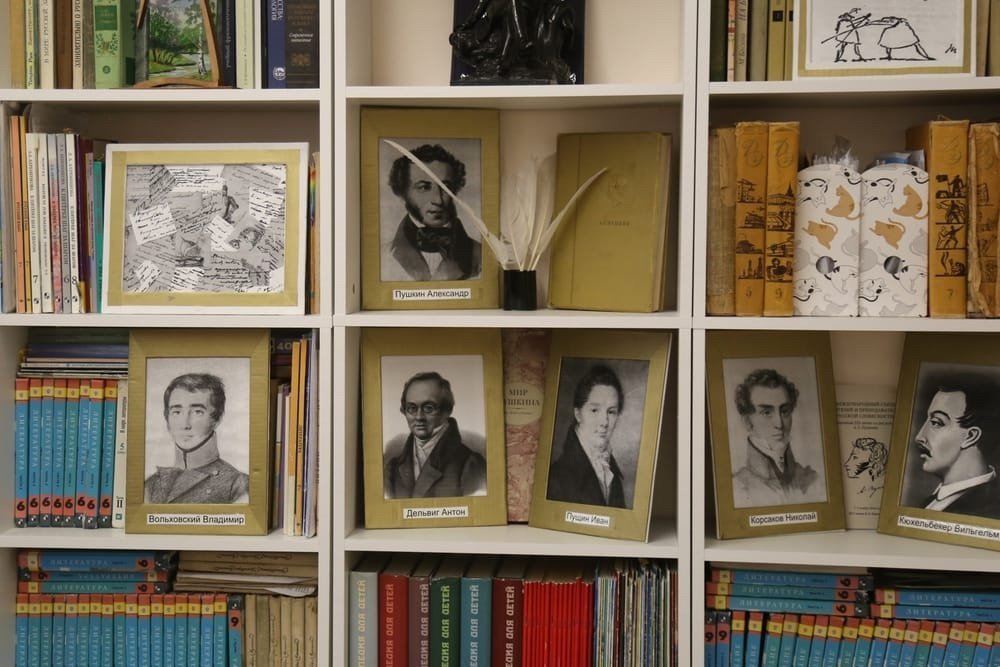 В Лингвистическом лицее 22 в Ижевске возродили музейную комнату Александра Пушкина