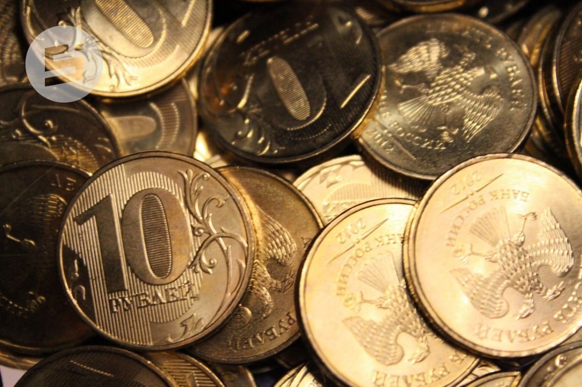 Эксперт прогнозирует ослабление рубля до 90 рублей за доллар в 2026 году