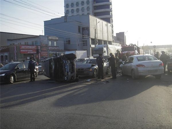Дтп криминал ижевск. Дорожно-транспортное происшествие ижевск. Дтп на восточном поселке города ижевска. Дтп криминал ижевск. Происшествия дтп в удмуртии.