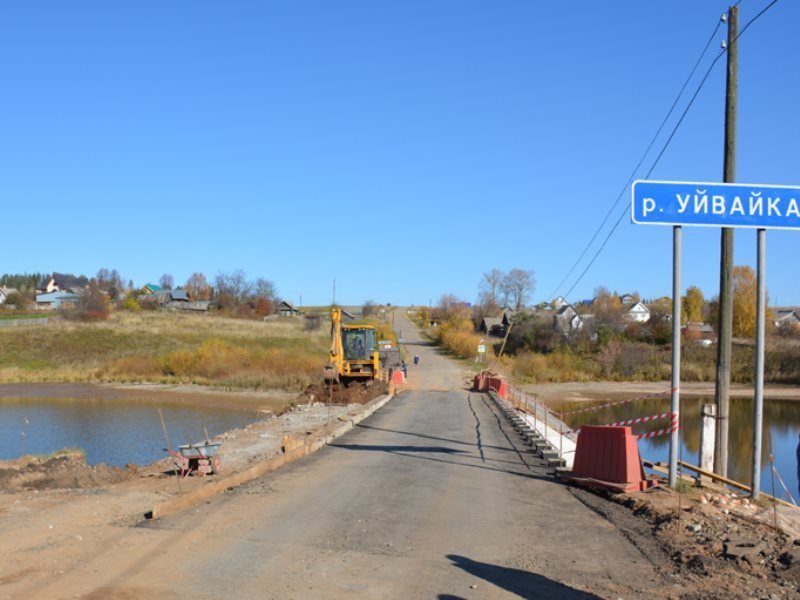 

Сельскохозяйственный пруд в Малопургинском районе обмелел из-за ремонта моста

