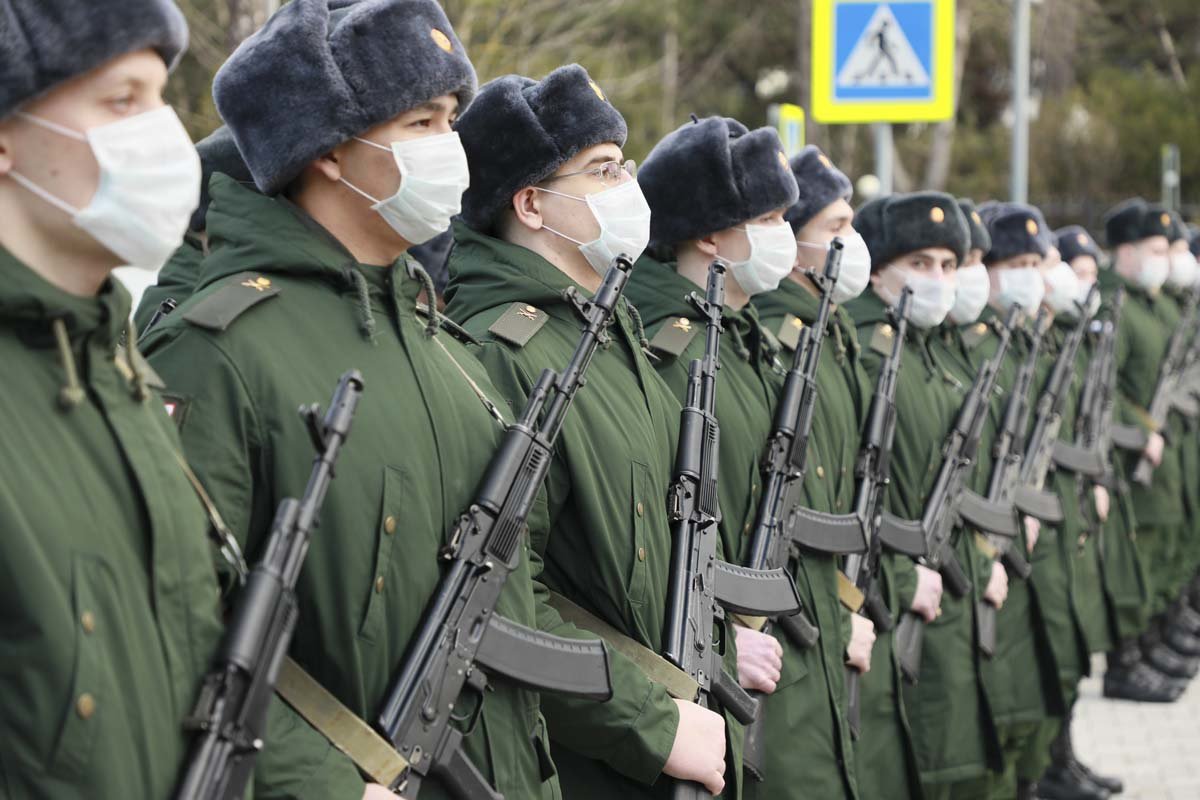 Выпускники удмуртских вузов смогут пройти армейскую службу в научной роте