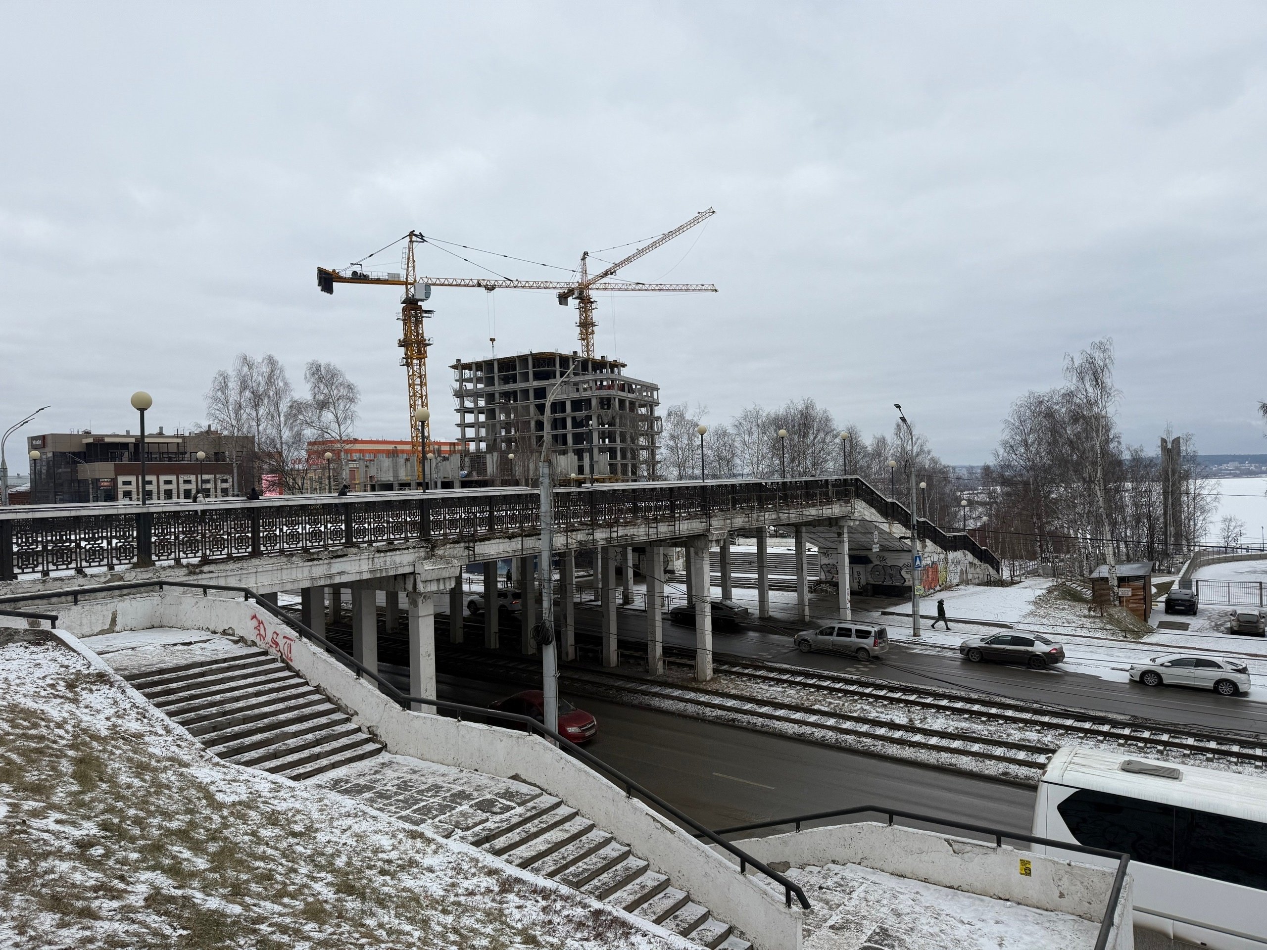 На капитальный ремонт пешеходной эстакады на Центральной площади в Ижевске выделили 168 млн рублей