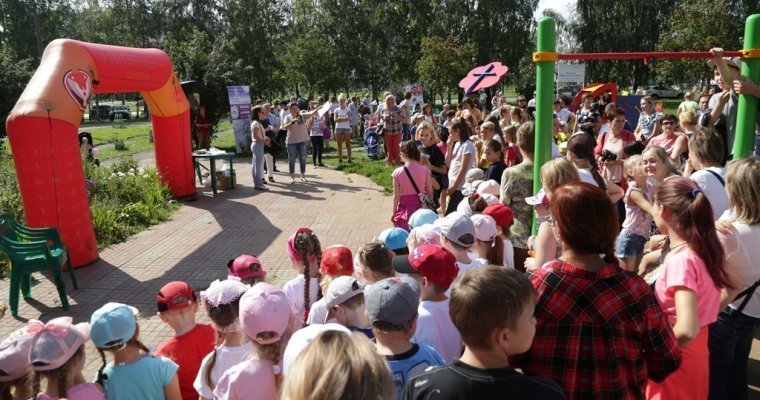 Праздник «Спортивный район - Здоровый район» собрал около полутысячи жителей Устиновского района
