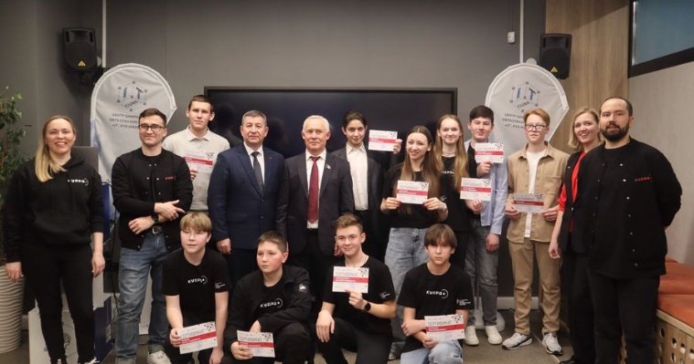 Школьники разработали три мобильных игры на удмуртском языке