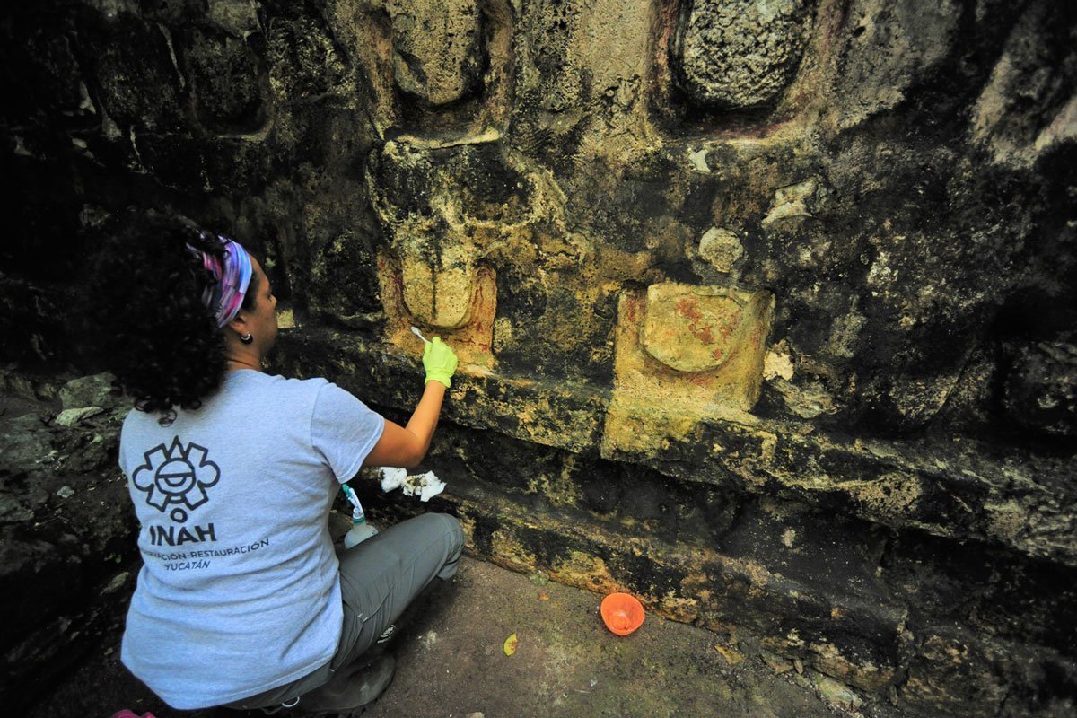 Археологи раскапывают 55-метровый дворец майя в Мексике