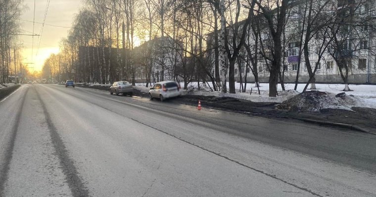 На улице Дзержинского в Ижевске «Лада Калина» сбила восьмилетнюю девочку 