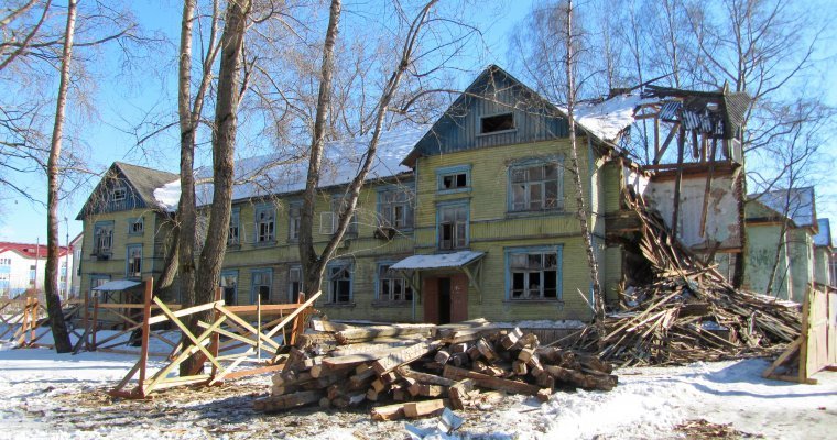 В России продолжат программу расселения аварийного жилья