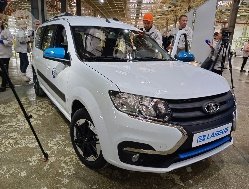 Ижевский автозавод презентовал свой первый электромобиль LADA e-Largus 
