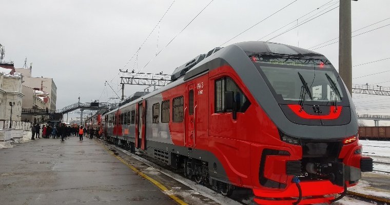 В Удмуртии со 2 мая запустят дополнительные пригородные поезда