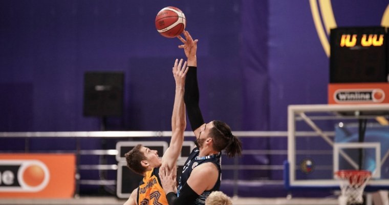 Баскетболисты «Купол-Родников» победили соперника на выезде, а «Зенит-Ижевск» проиграл