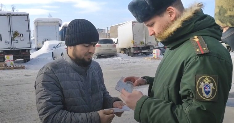 В Ижевске прошел рейд по выявлению не вставших на воинский учет мигрантов