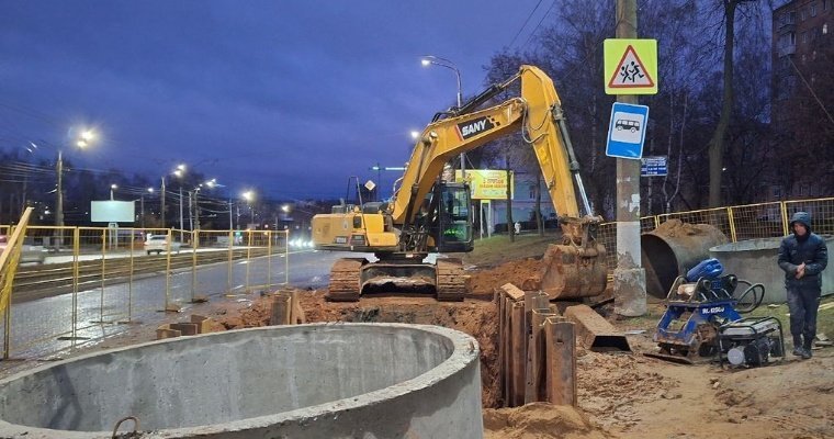 Дорожное движение перекрыли с ночи на участке улицы Кирова в Ижевске