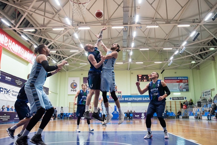 

Ижевские «Купол-Родники» одолели на своем паркете баскетболистов из Сургута

