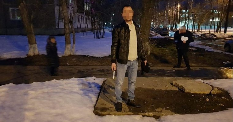 Безработного жителя Ижевска задержали за нападение на микрофинансовую организацию