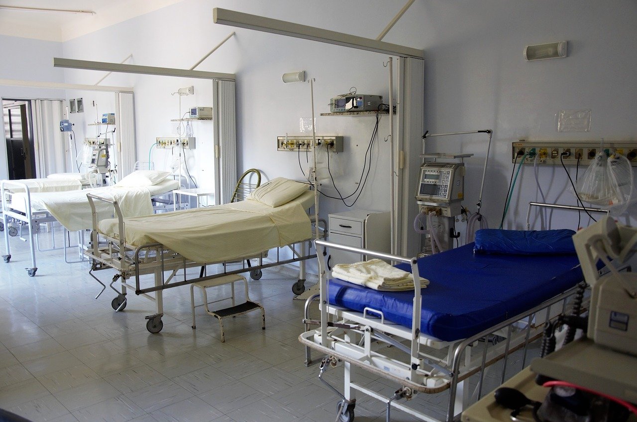 

В Удмуртии приостановили оказание плановой медицинской помощи в стационарах

