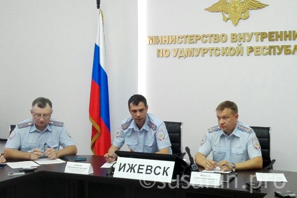 В Удмуртии сократили менее трети сотрудников ликвидированной миграционной службы