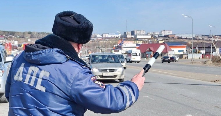 На въездах и выездах в Удмуртию начали работать полицейские КПП
