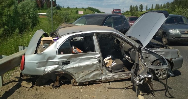 В Удмуртии пьяный водитель скрылся с места устроенной им аварии