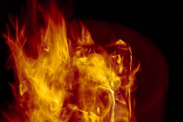 Более 30 человек погибли из-за мощного взрыва в Багдаде