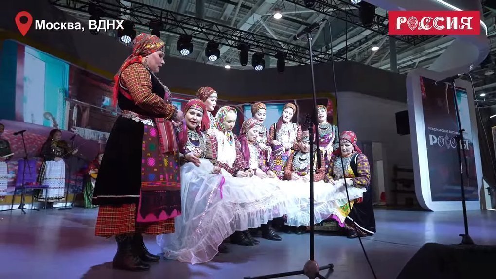 Театр «Айкай» представил в Москве обряд удмуртской свадьбы