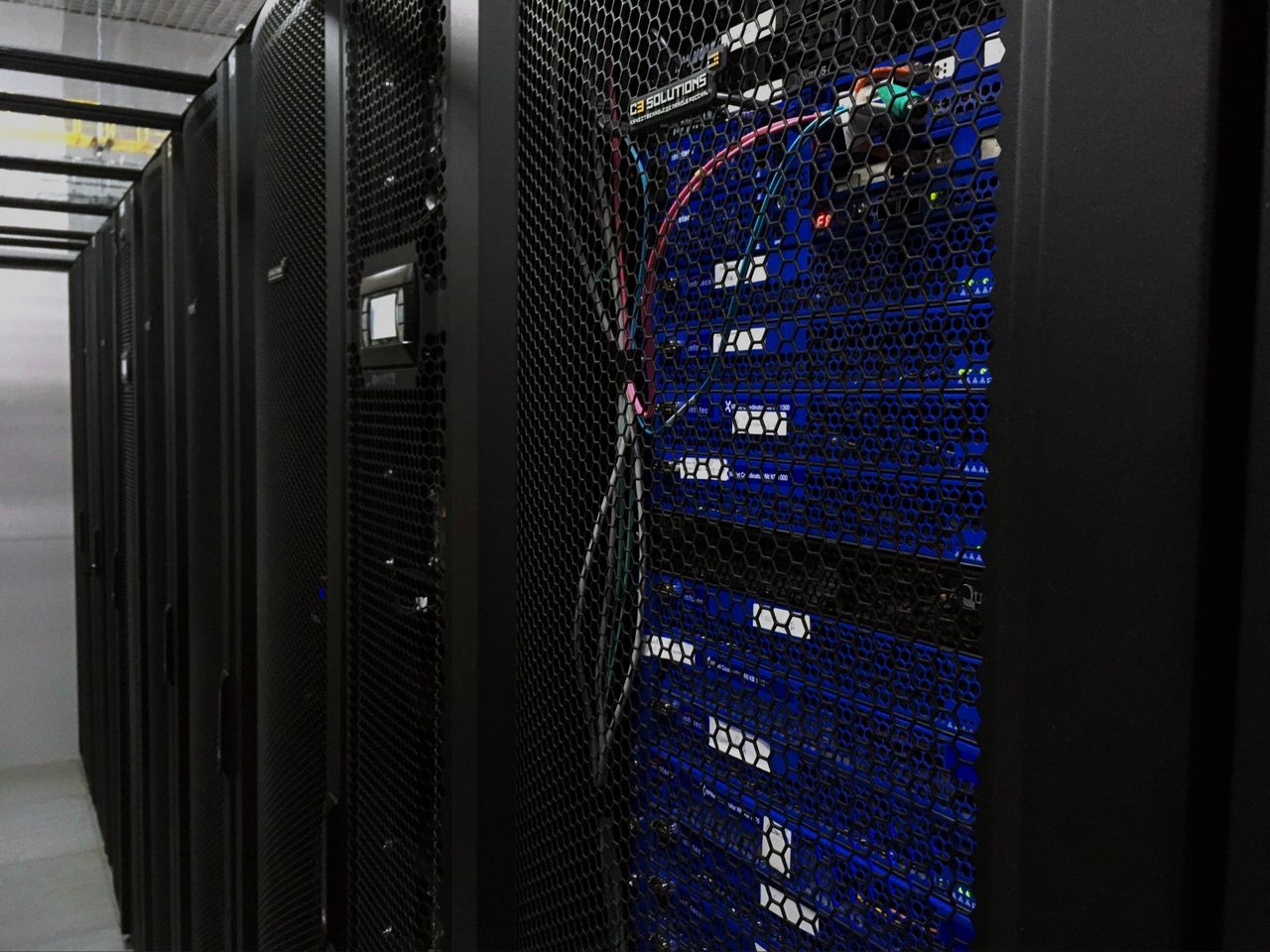 

В 2020 году в Удмуртии предотвратили 209 попыток взлома серверов Центра обработки данных

