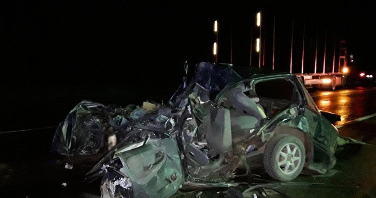 В Малопургинском районе в столкновении с «КамАЗом» погиб водитель легковушки