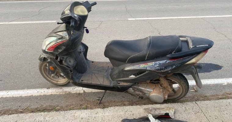 16-летний водитель мопеда попал под машину в Удмуртии