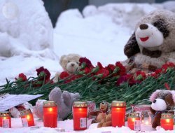 Акция памяти жертв пожара в Кемерово прошла в Ижевске