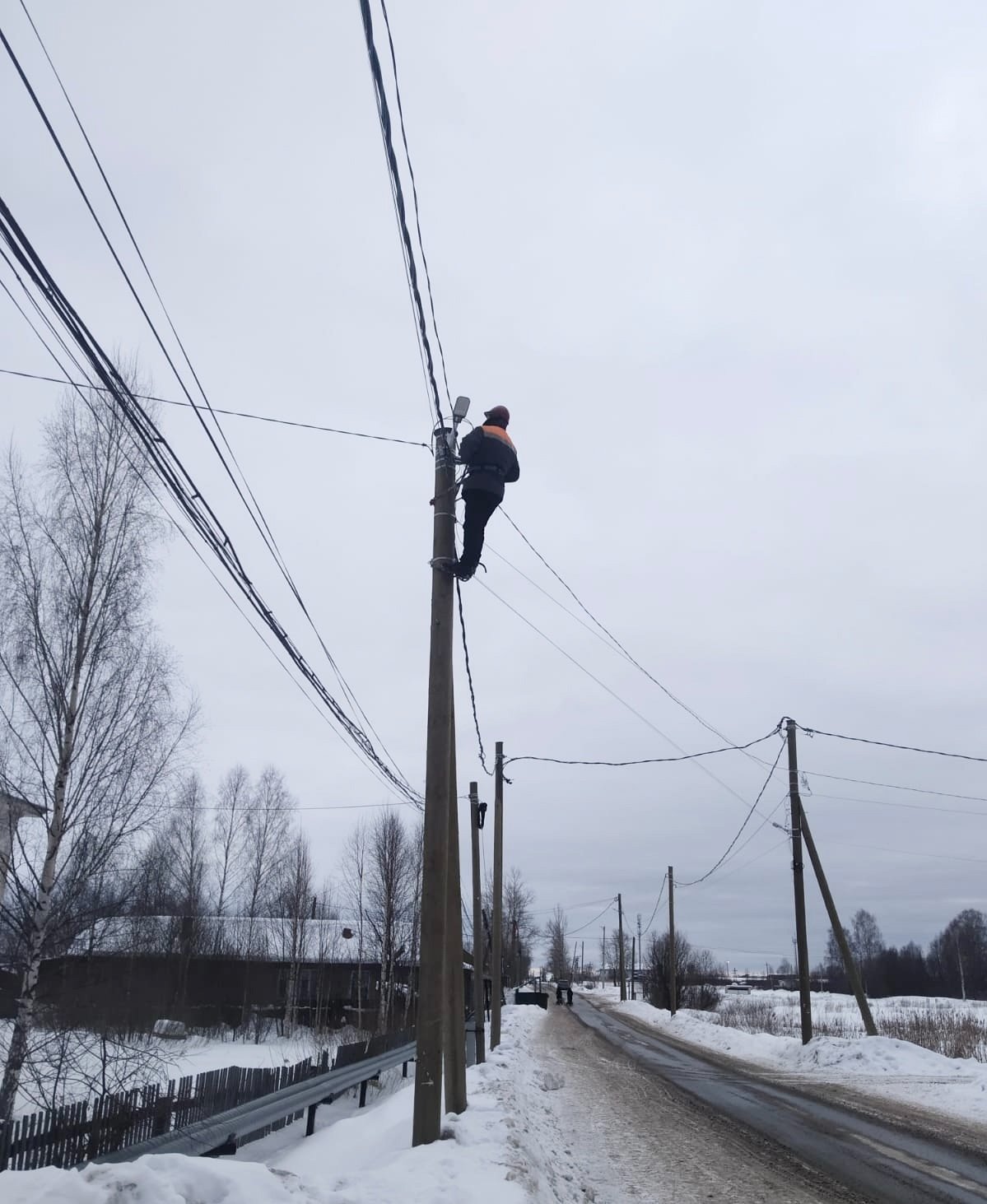 Жители двух улиц в Игре спустя многие годы дождались появления уличного освещения