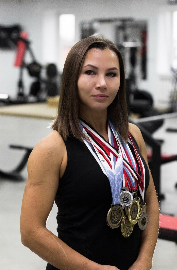 Спортсменка из Воткинска установила рекорд Удмуртии в жиме штанги 100 кг лежа