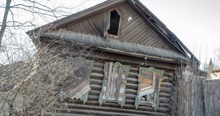 В Завьяловском районе снесли 5 аварийных домов