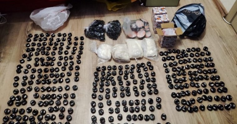Более 2 кг синтетических наркотиков изъяли у жителя Ижевска