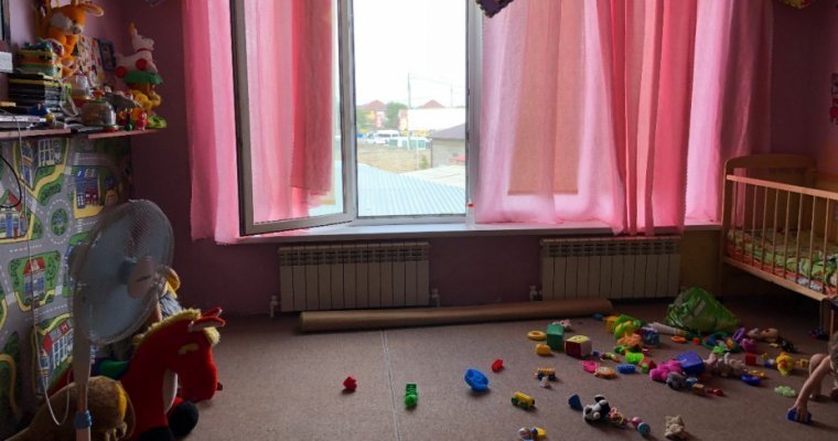 В Астрахани задержали владелицу детского сада, где связывали детей