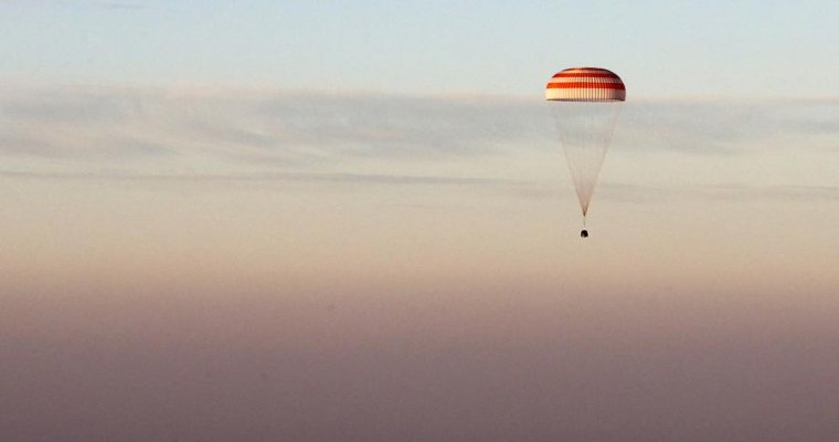 Спусковая капсула «Союз МС-09» приземлилась в Казахстане