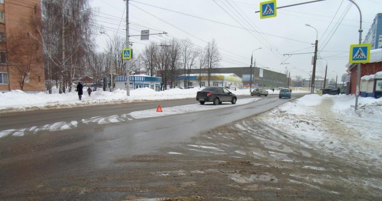 Школьницу сбили на пешеходном переходе в Ижевске