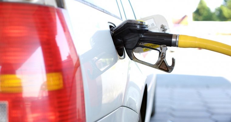 После совещания в правительстве нефтяники обещали не повышать цены на бензин