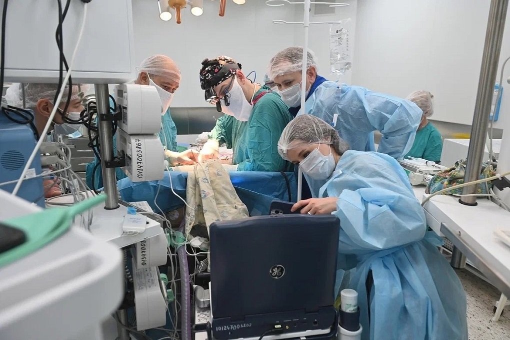 Ижевские хирурги извлекли осколок из сердца бойца СВО