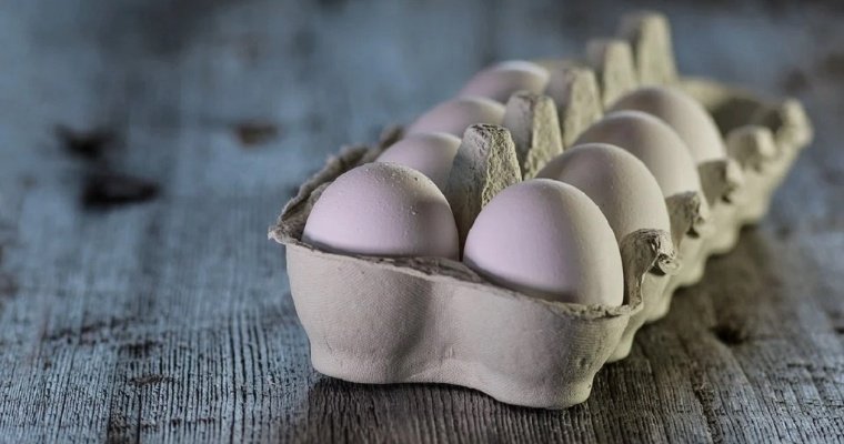 Российские власти попросили торговые сети закупать яйца по более дорогим ценам