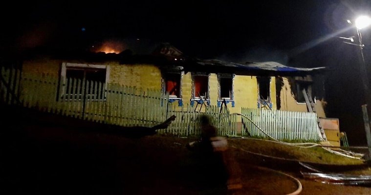 В Удмуртии в первые дни ноября в пожарах погибли двое мужчин