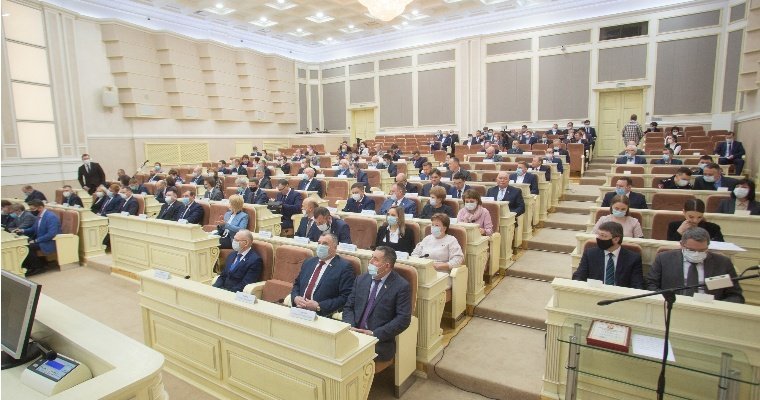 Госсовет Удмуртии принял изменения в закон о государственных языках
