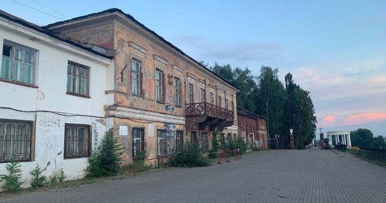 Инвестор посчитал нецелесообразной реконструкцию старинного «Генеральского дома»