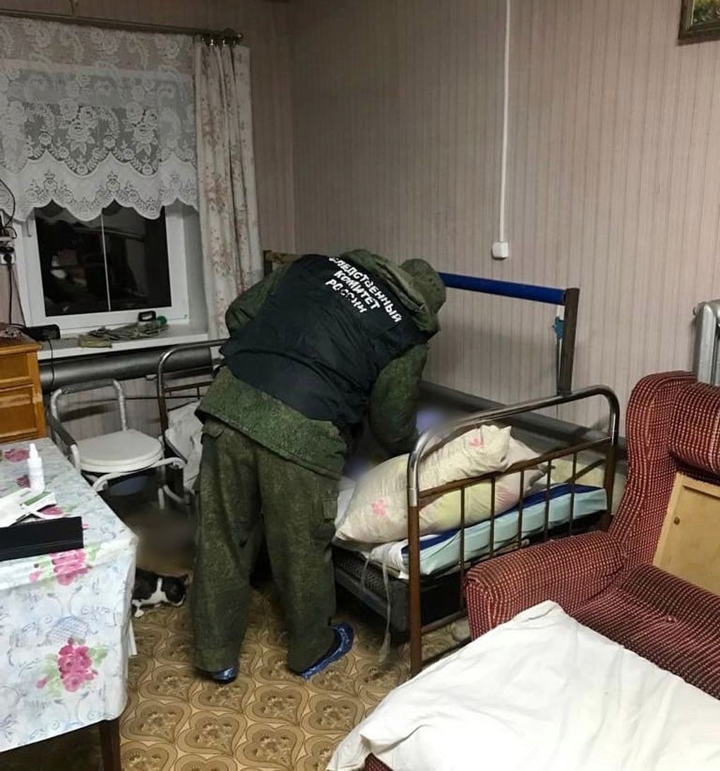 Жительницу Удмуртии обвинили в убийстве прикованной к постели матери