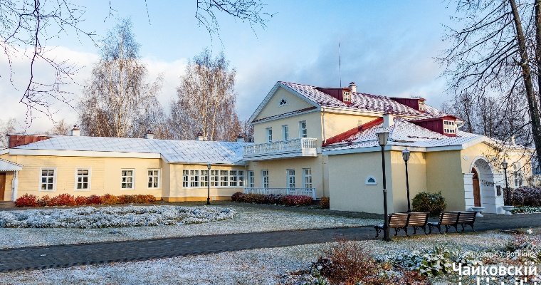 Трехметровая ледяная ёлка появится на территории музея-усадьбы Чайковского в Воткинске