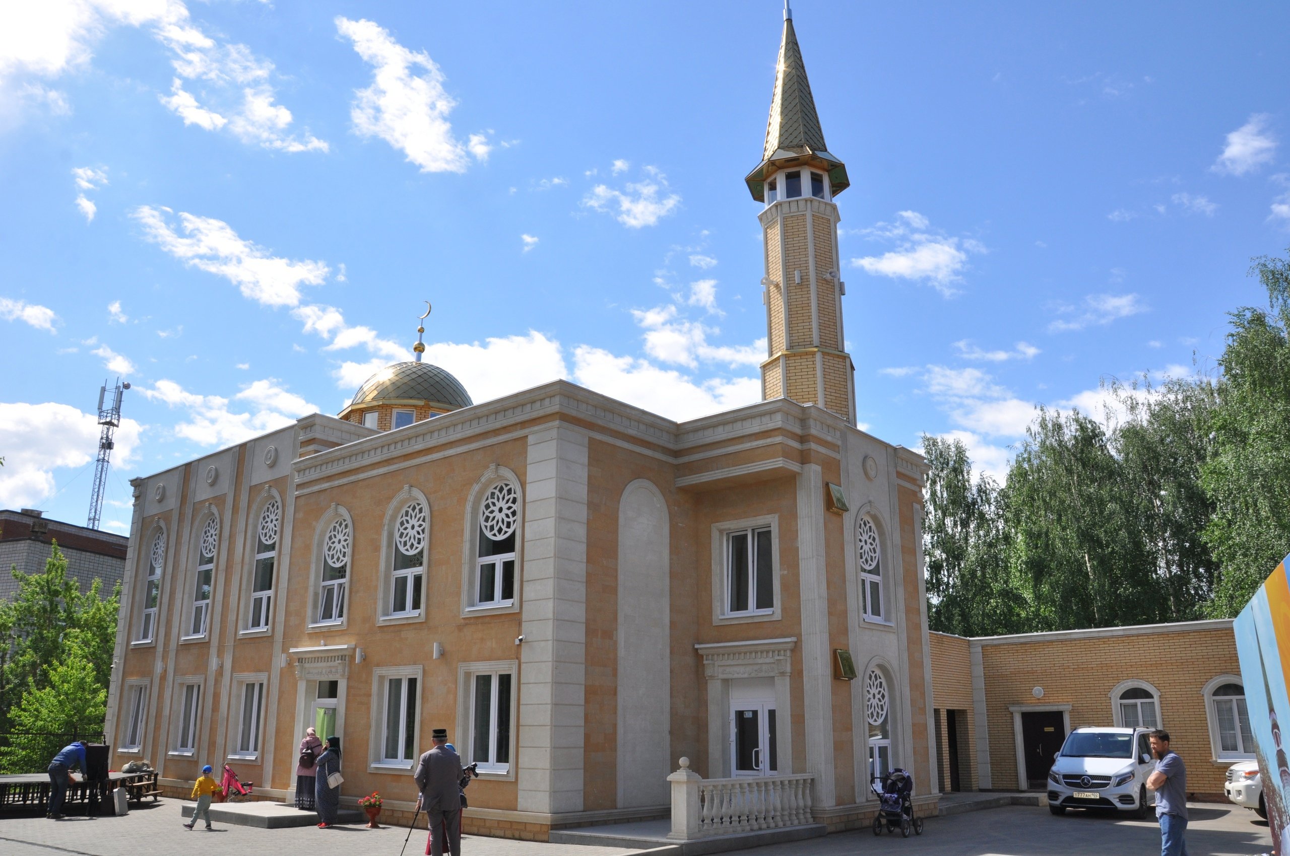 

Новая мечеть в Воткинске, лесные рейды по Удмуртии и покупка Metro Goldwyn Mayer: что произошло минувшей ночью


