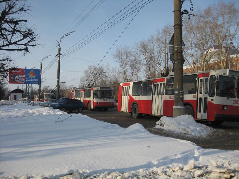 Новости ижевска сусанин. Троллейбусы в Удмуртии. Удмуртия транспорт. Транспорт Ижевска ИЖГЭТ. Ижевский троллейбус 2020 года.