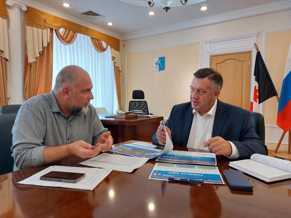 Глава Ижевска обсудил развитие города с председателем Общественной палаты города